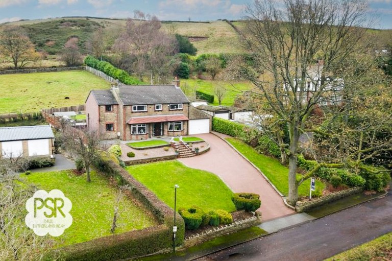 Woodbourne Road, New Mills, SK22