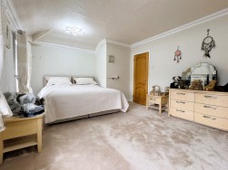 Waverley Avenue, Kearsley, BL4