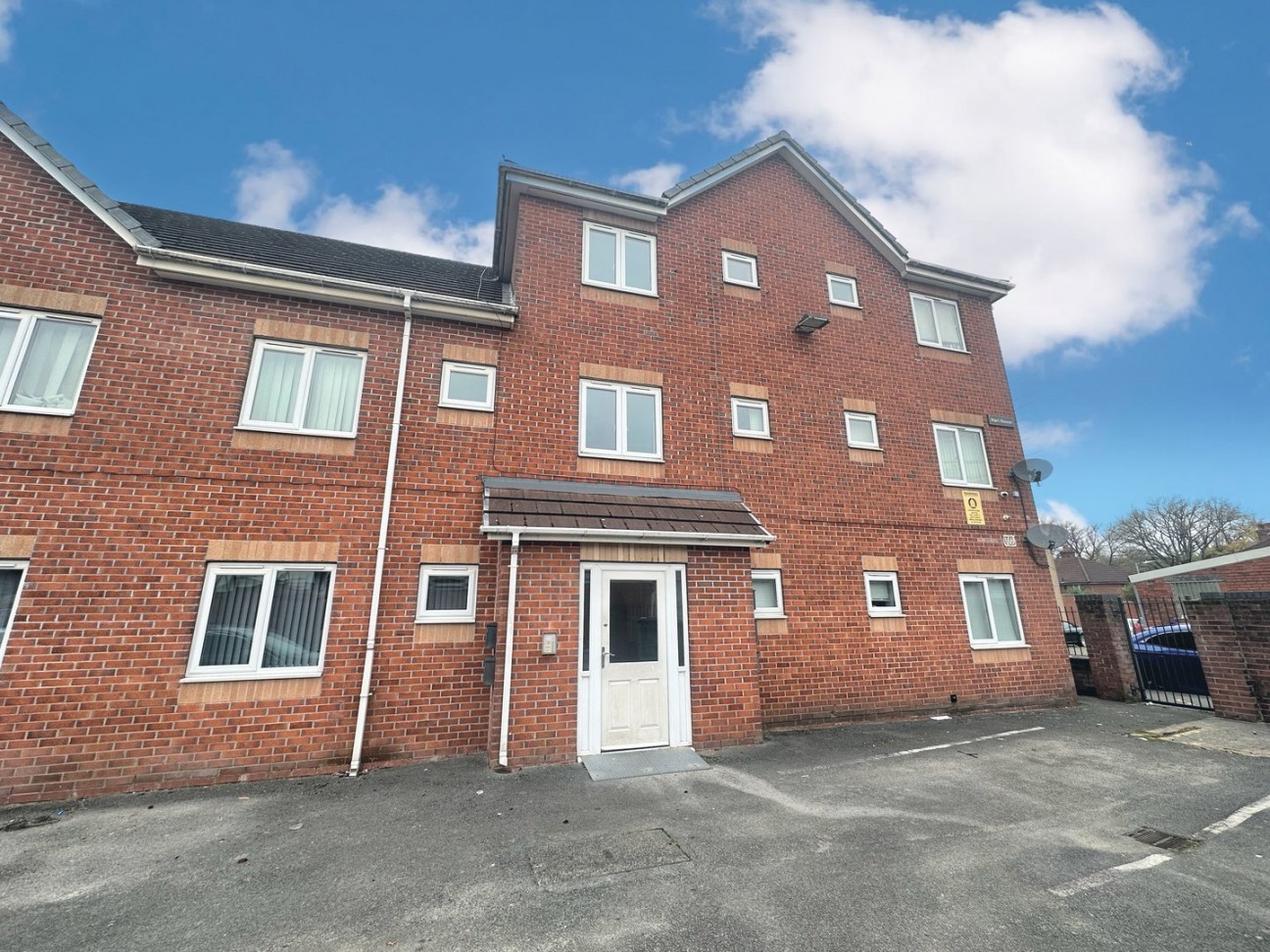 Hall I Th Wood Lane, Bolton, Lancashire