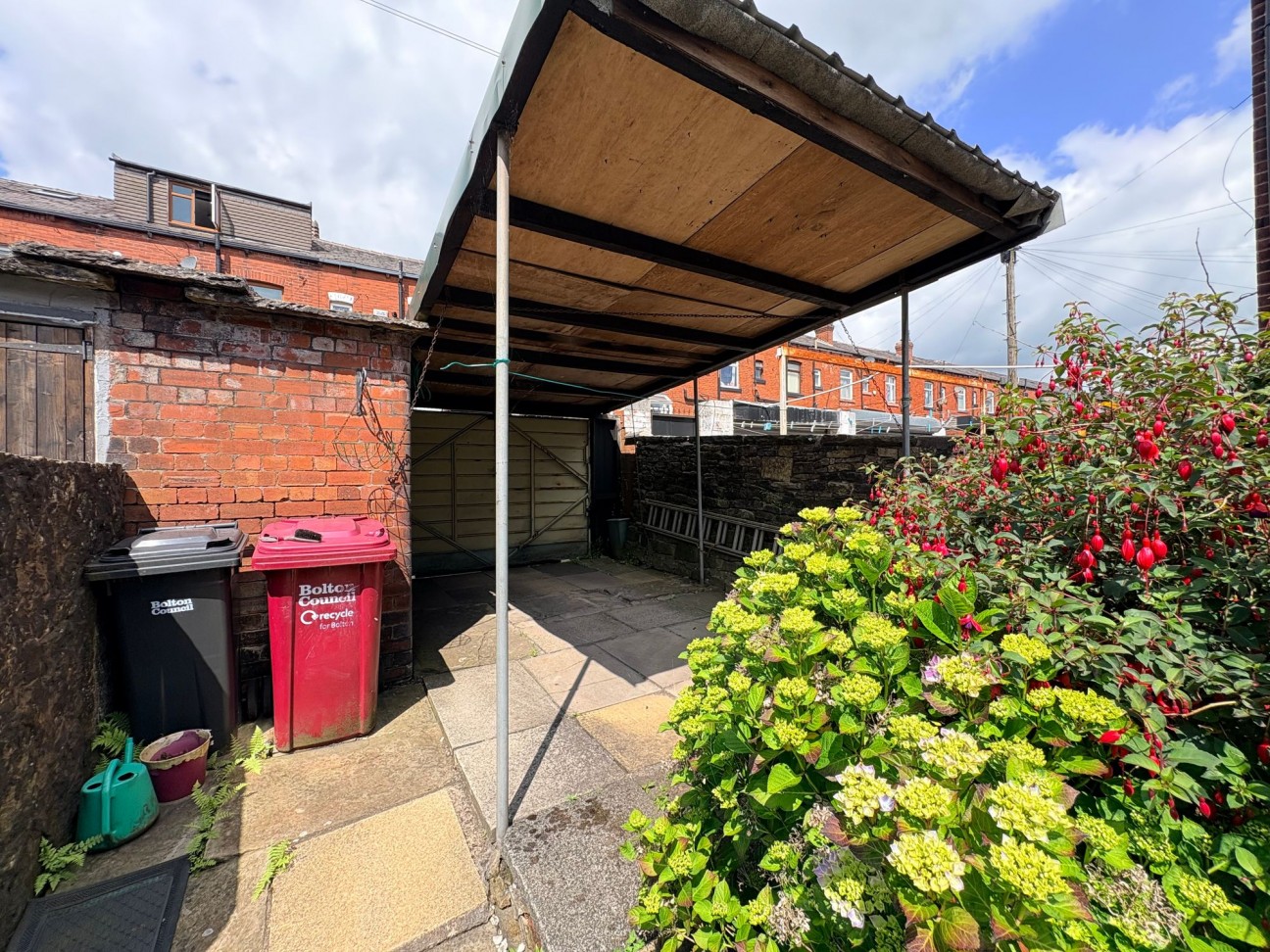 Blackburn Road, Bolton, BL1