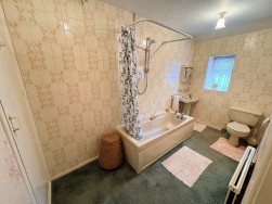 Blackburn Road, Bolton, BL1