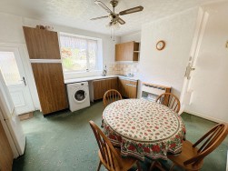 Blackburn Road, Bolton, BL1