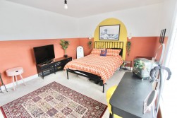 Cromer Avenue, Bolton, BL2