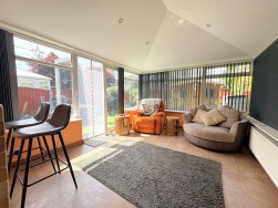 Thornham Drive, Bolton, BL1