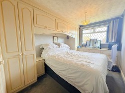 Thornham Drive, Bolton, BL1