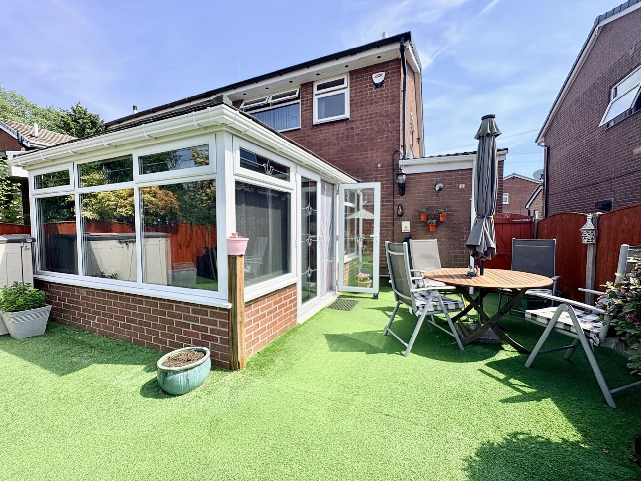 Thornham Drive, Bolton, BL1
