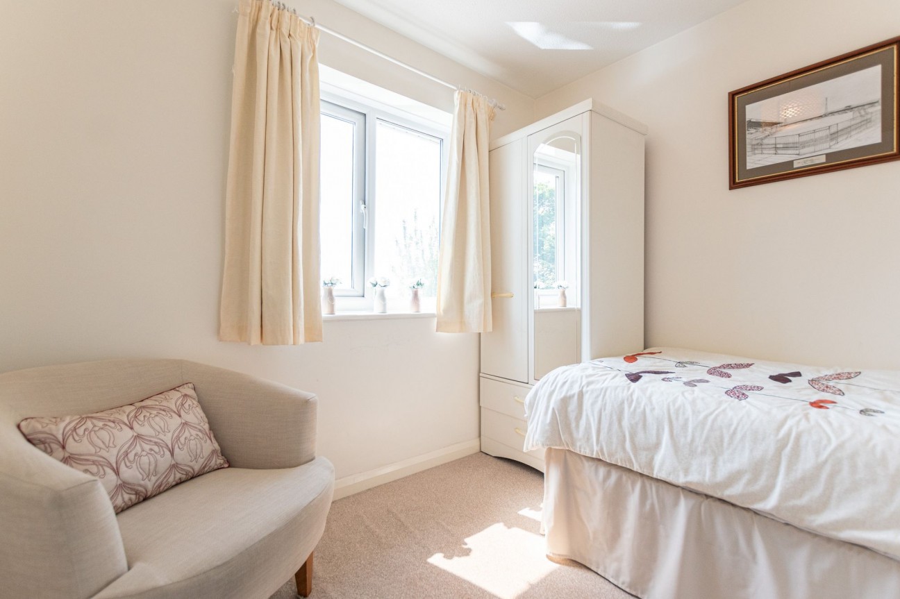 Elsham Close, Bolton, BL1