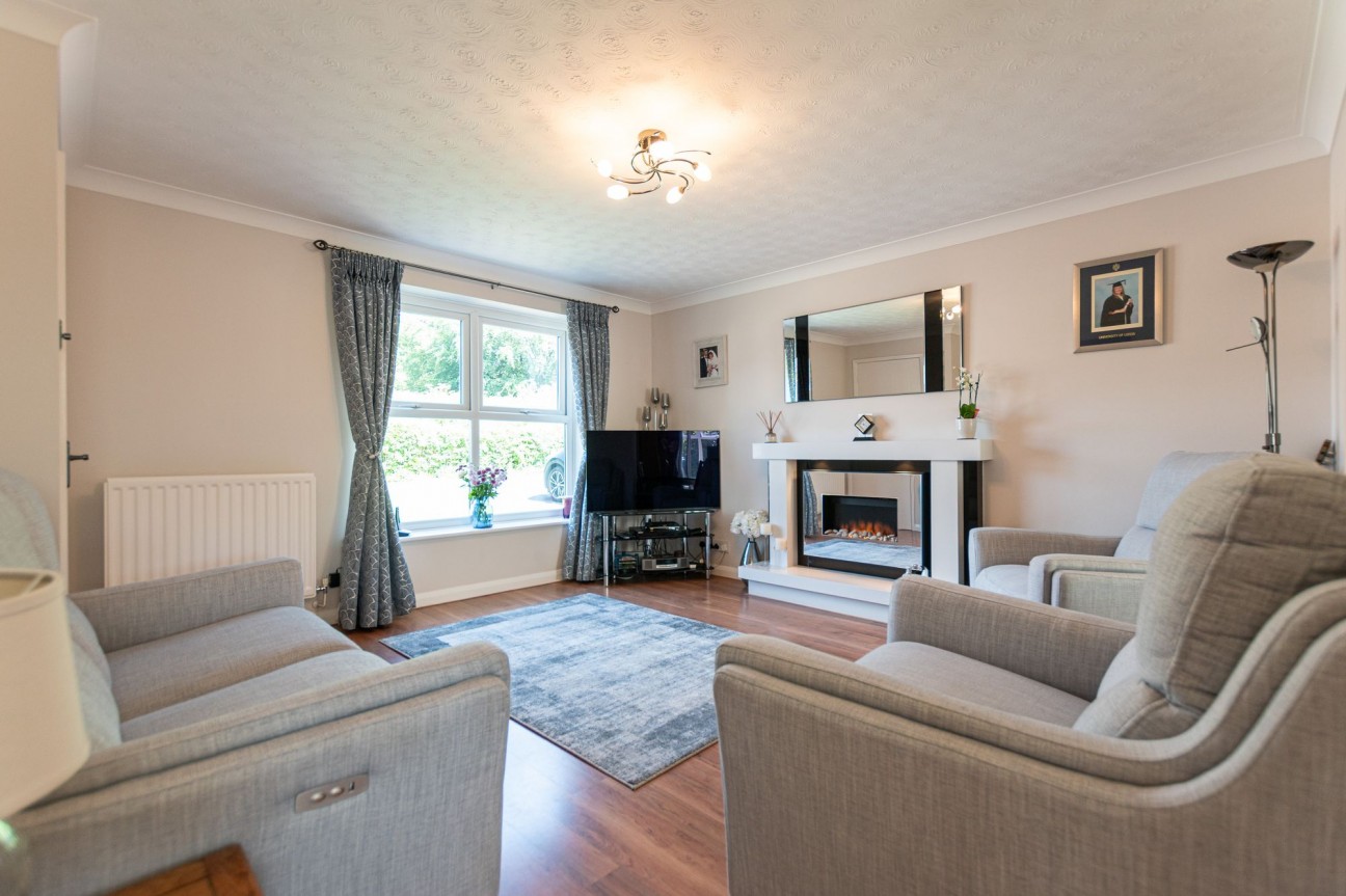 Elsham Close, Bolton, BL1