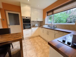 Oakbank Drive, Bolton, BL1