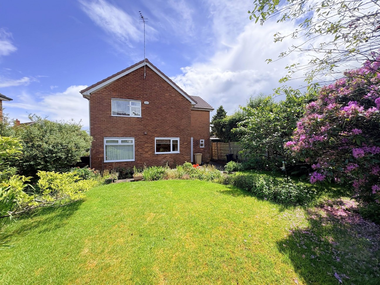Oakbank Drive, Bolton, BL1