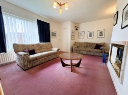 Oakbank Drive, Bolton, BL1