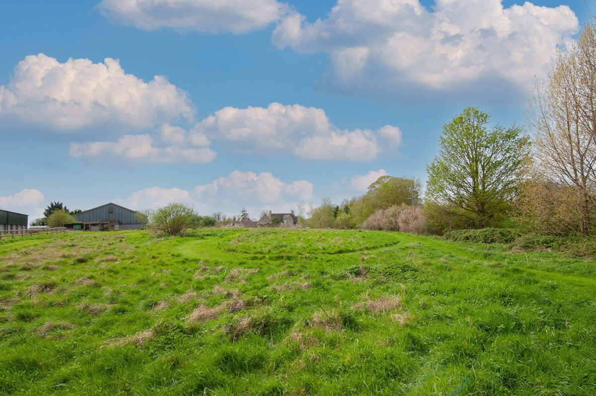 Grange Farm, image 30 of 33