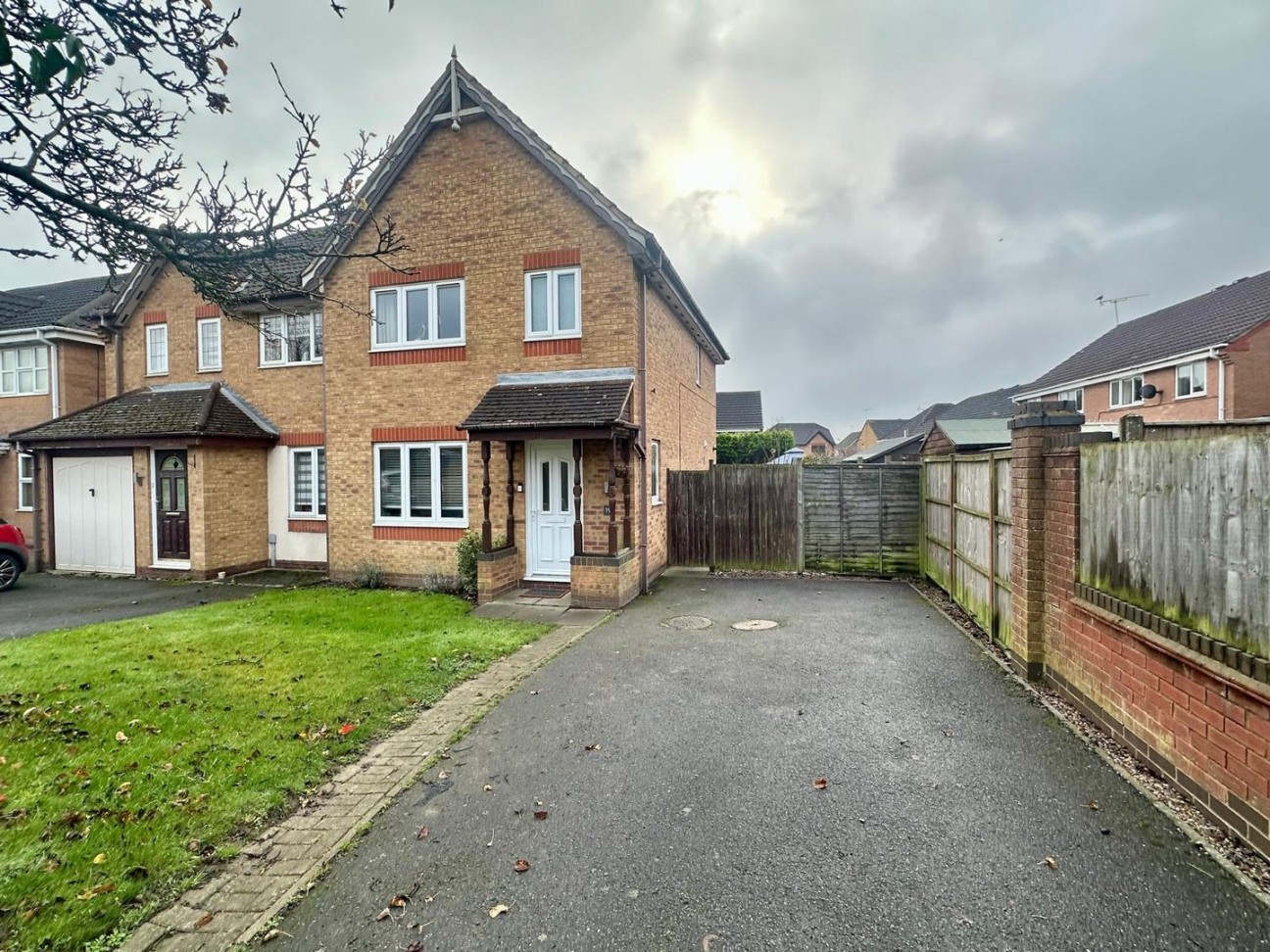 Curlew Close, Coalville, Leicestershire