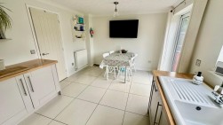 Curlew Close, Coalville, Leicestershire