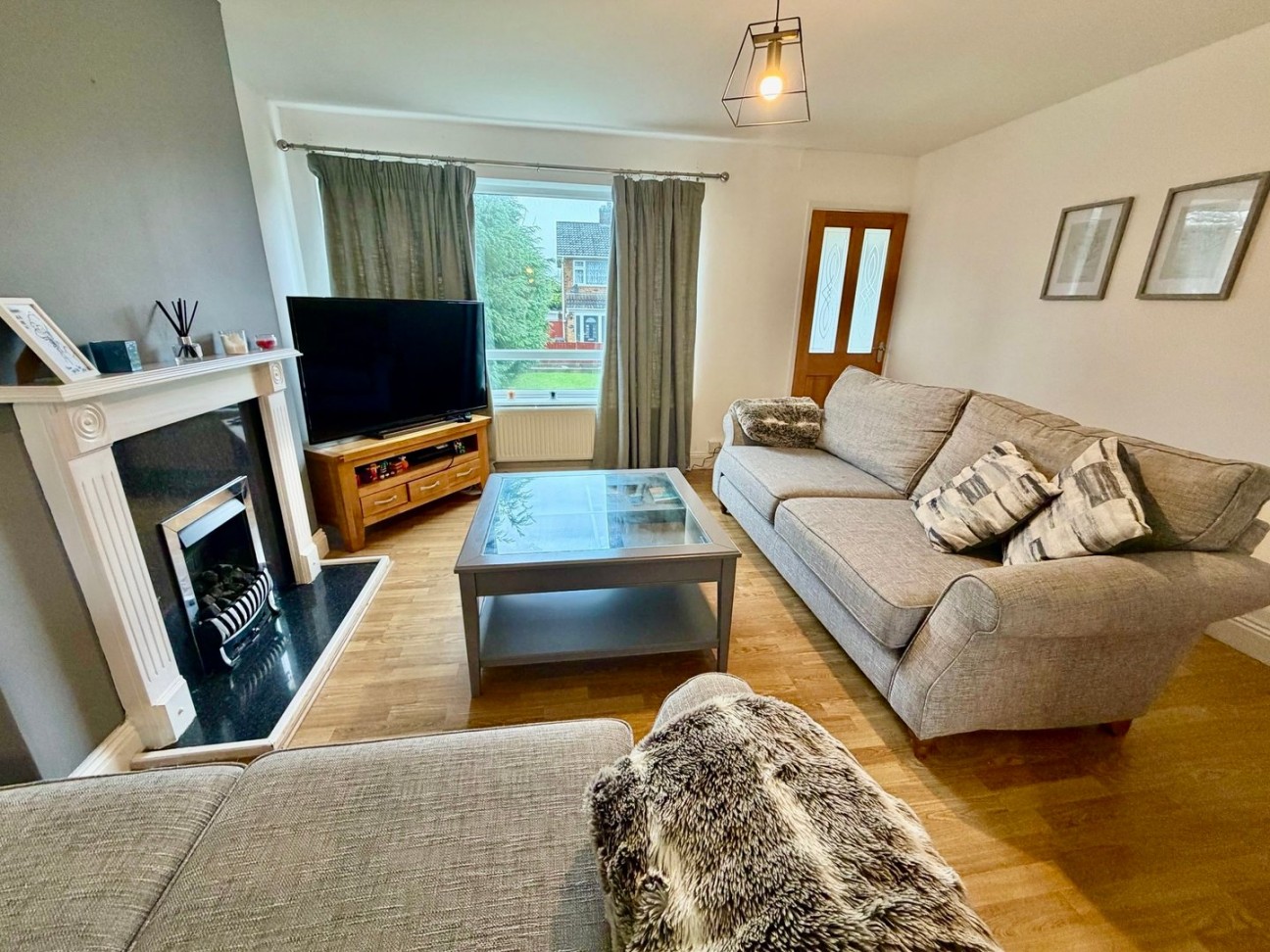 Durris Close, Coalville, Leicestershire