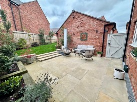 Midway, Swadlincote, Derbyshire