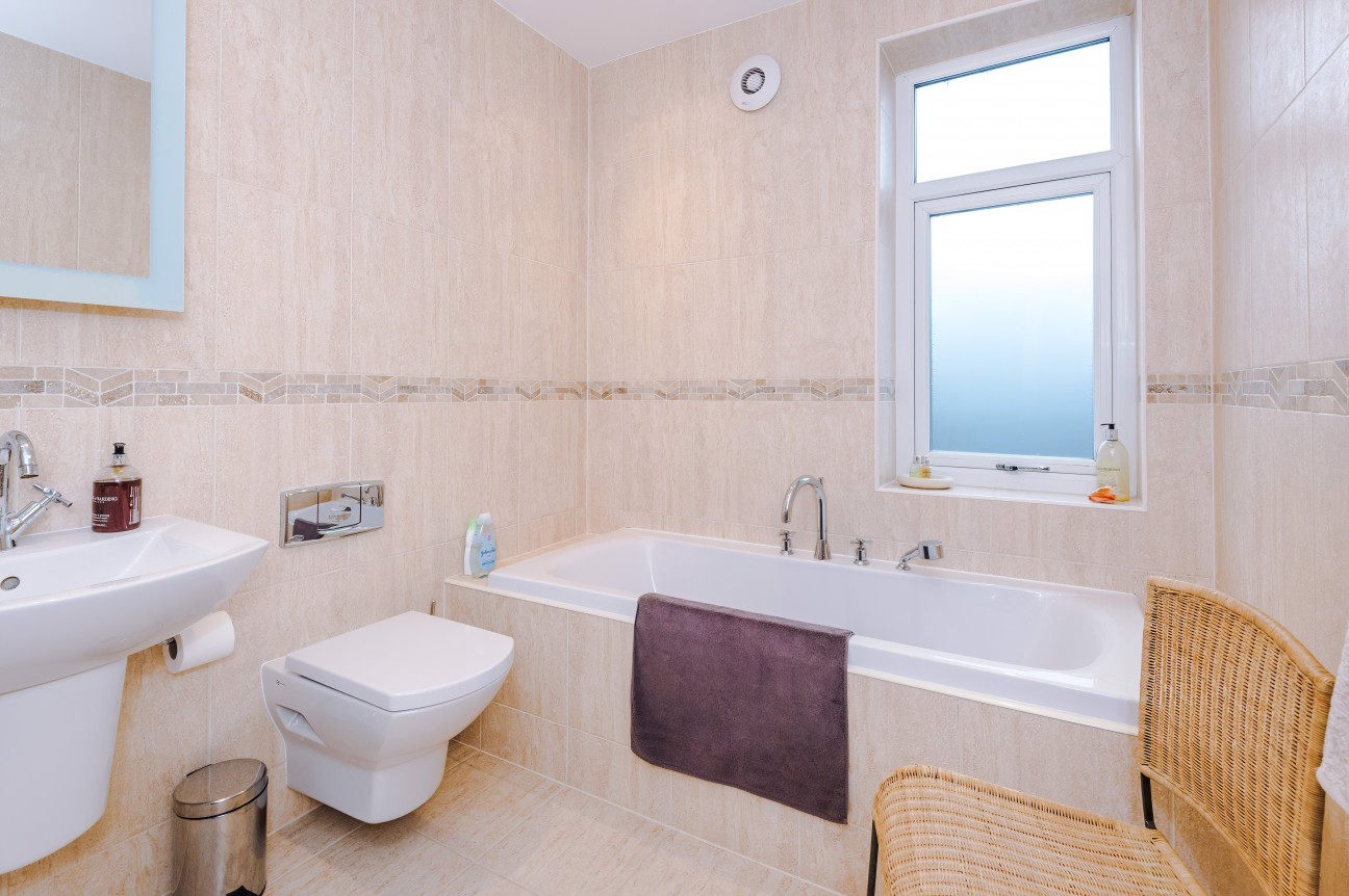 Heath Charnock, Chorley