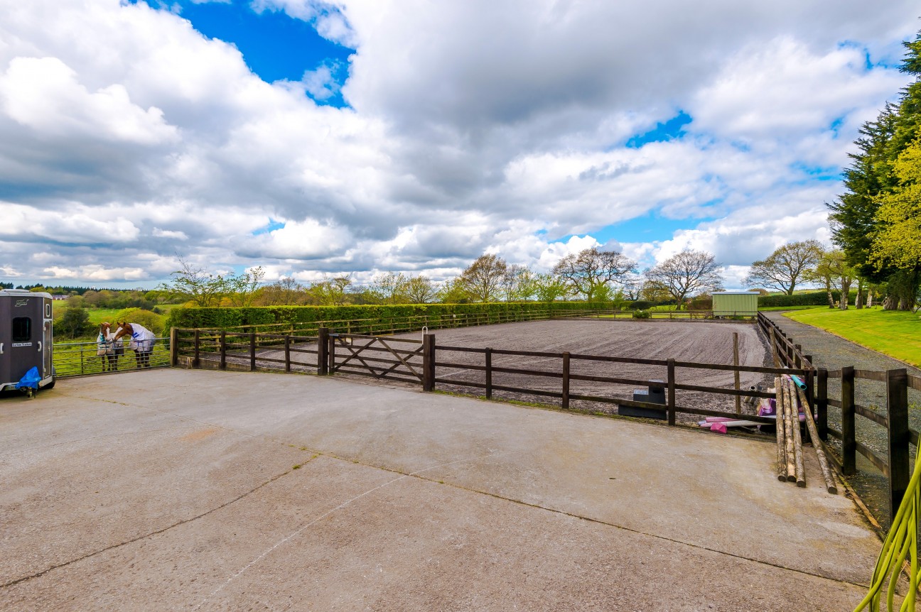 Heath Charnock, Chorley