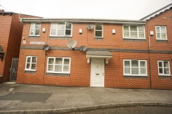 Morris Green, Bolton