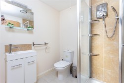6-8 Hanbury Street, London