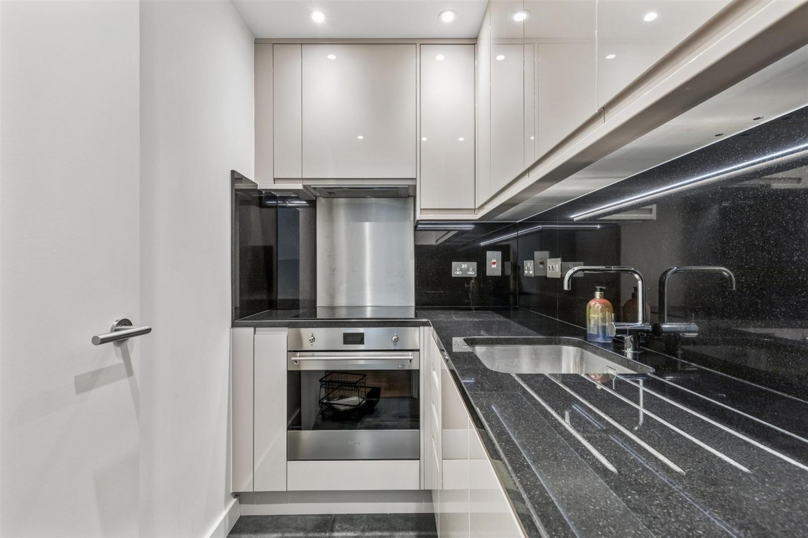 Fairmont Avenue, London