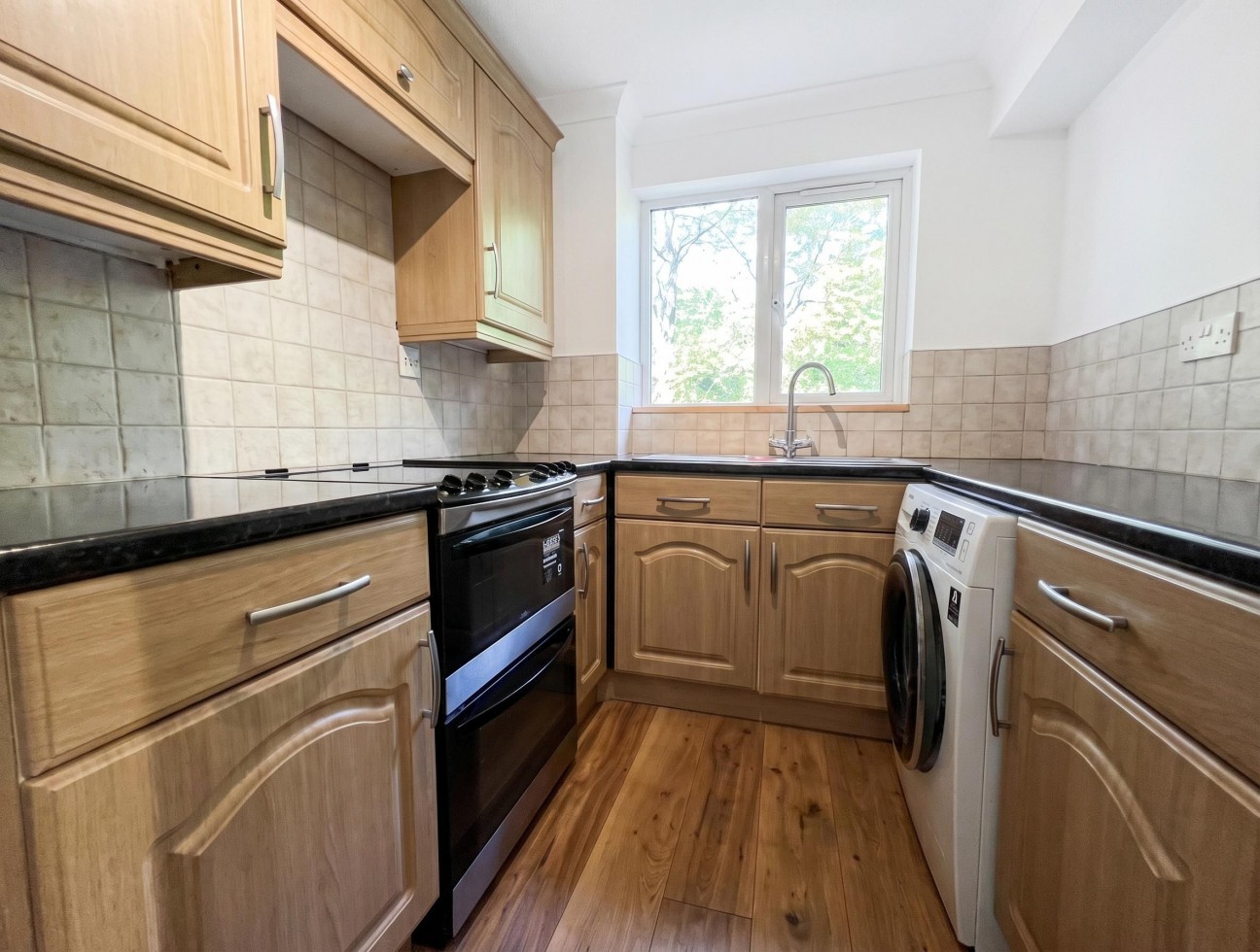 Magpie Close, Enfield