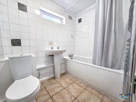 Charters Cross, Harlow