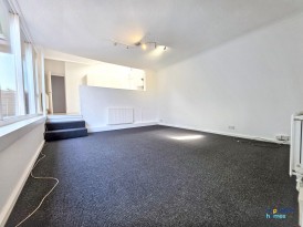 Charters Cross, Harlow