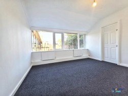 Charters Cross, Harlow