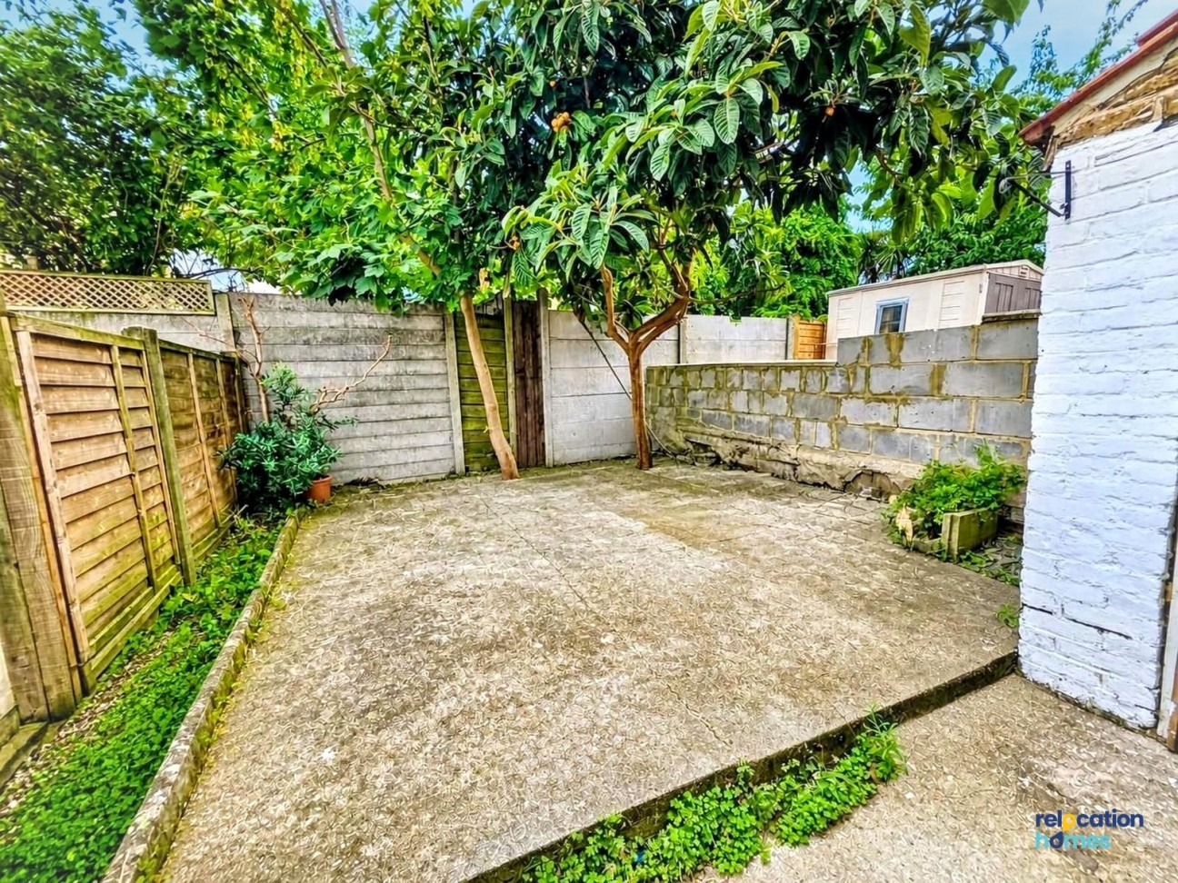 Belmont Avenue, London