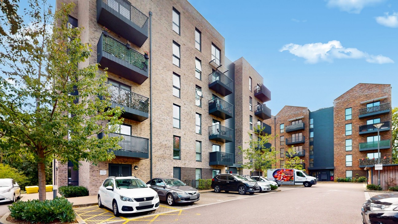 Oak Lodge, Riverwell Close, Watford