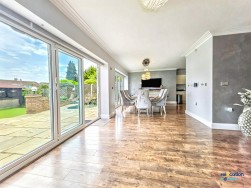 Ware Road, Hoddesdon