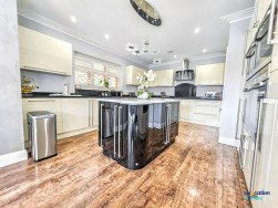 Ware Road, Hoddesdon