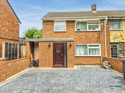 Hydefield Close, London