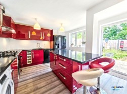 Hydefield Close, London