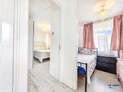 Hydefield Close, London