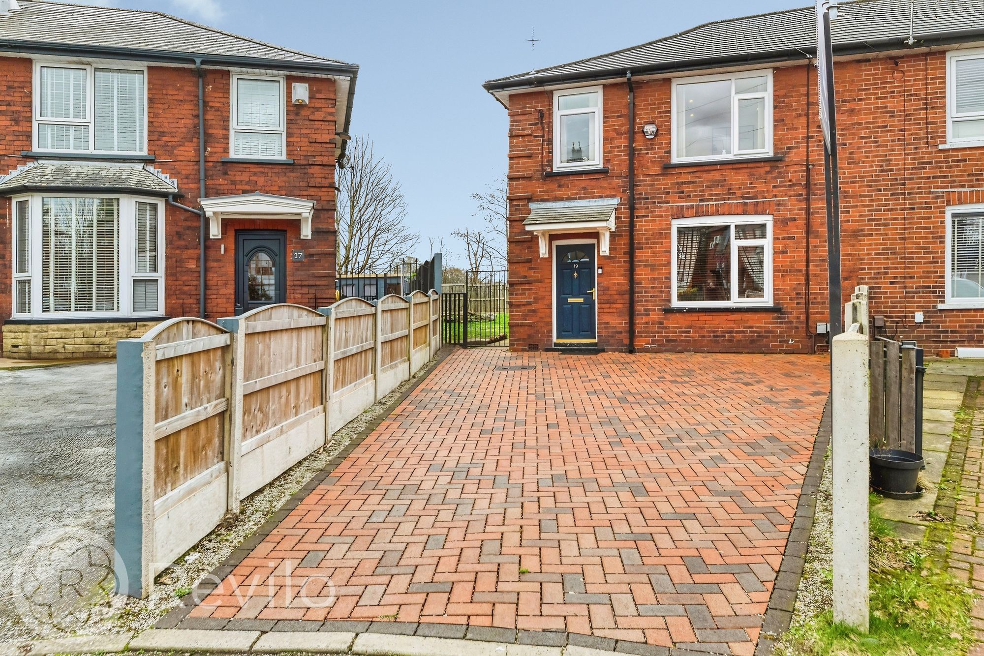 Further Pits, Rochdale, OL11