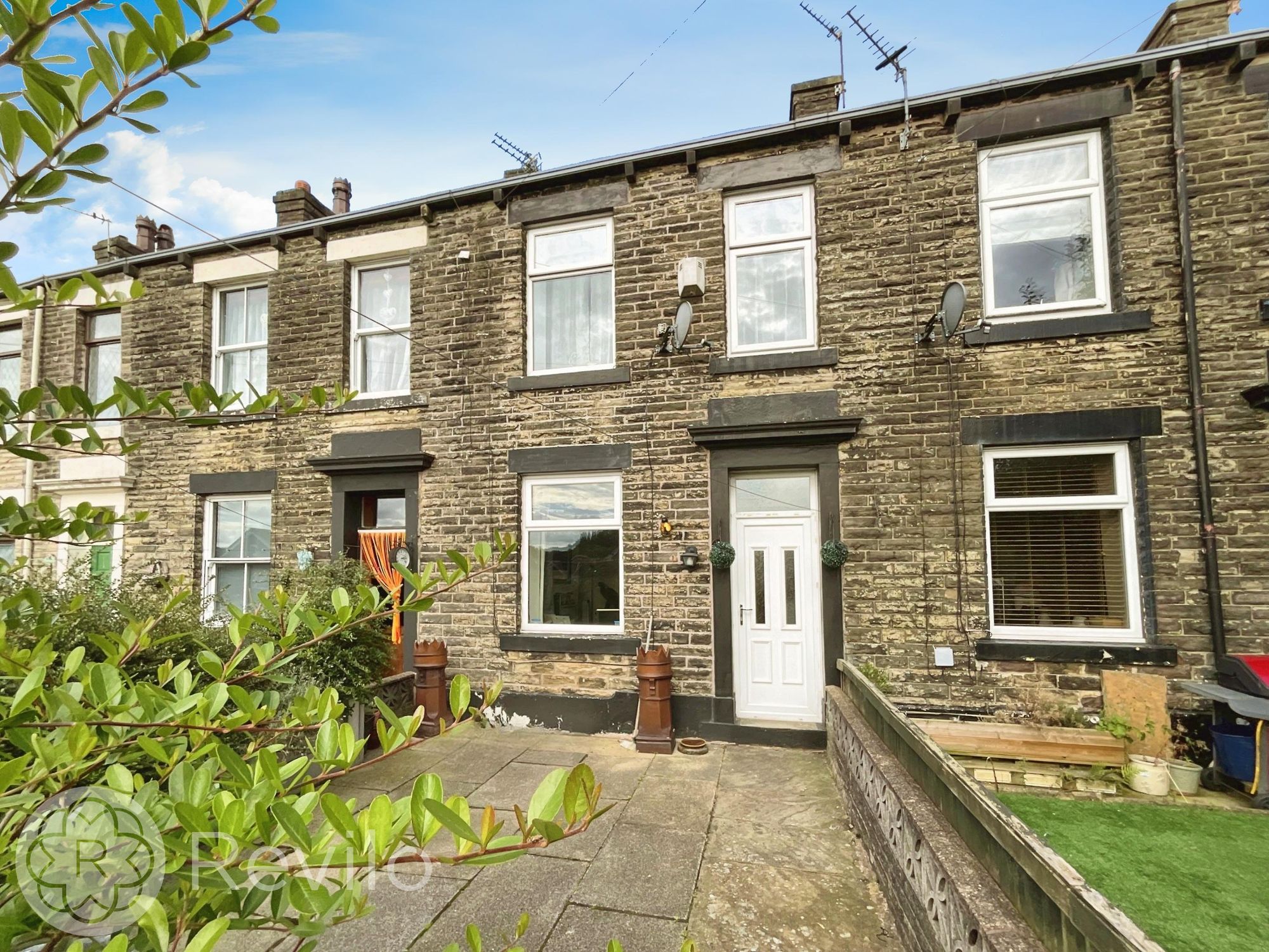 Victoria Terrace, Milnrow, OL16