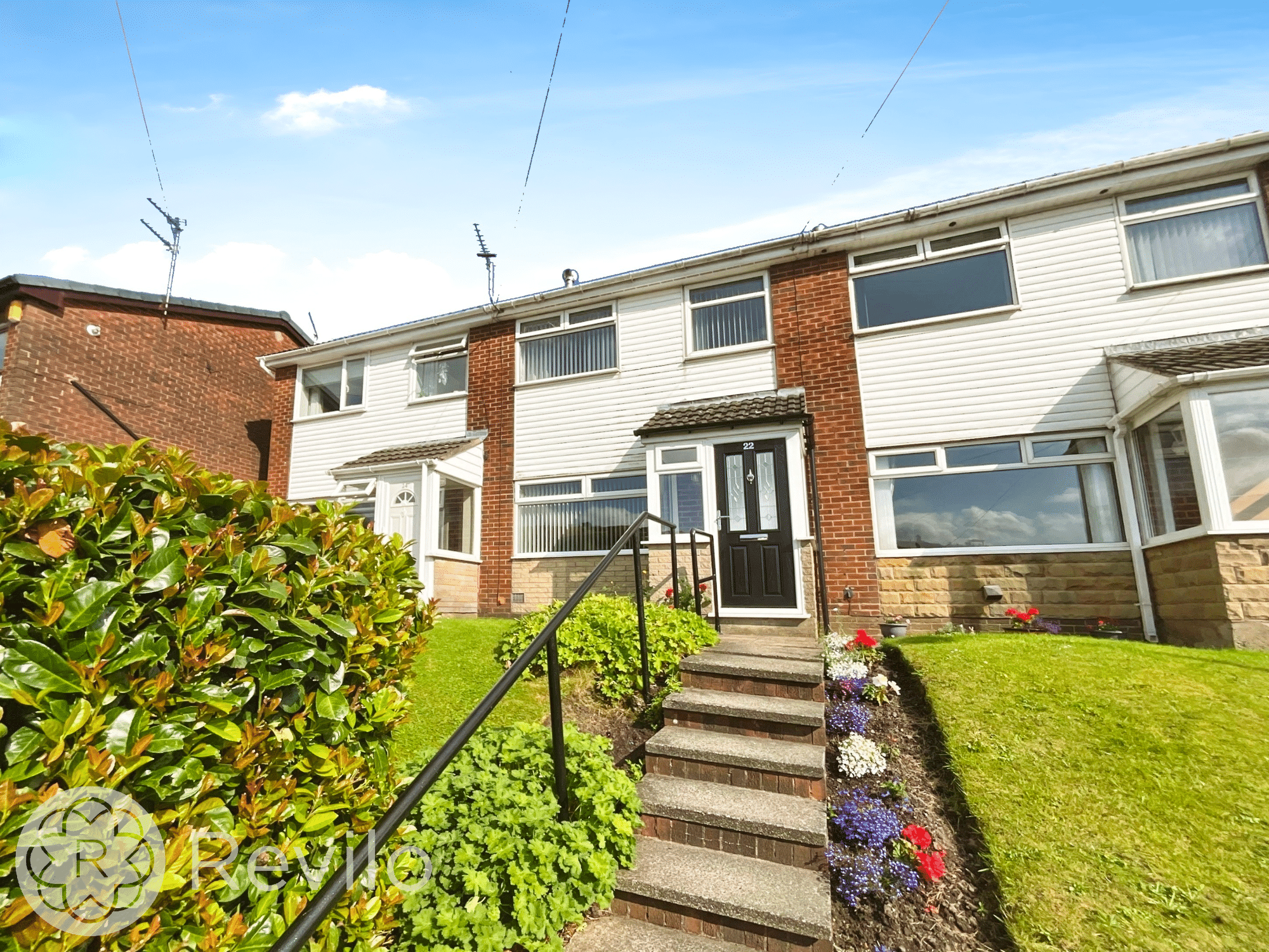 Cold Greave Close, Newhey, OL16