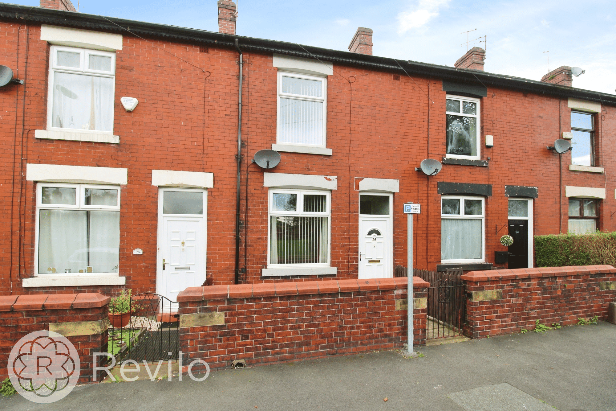 Bentgate Street, Newhey, OL16