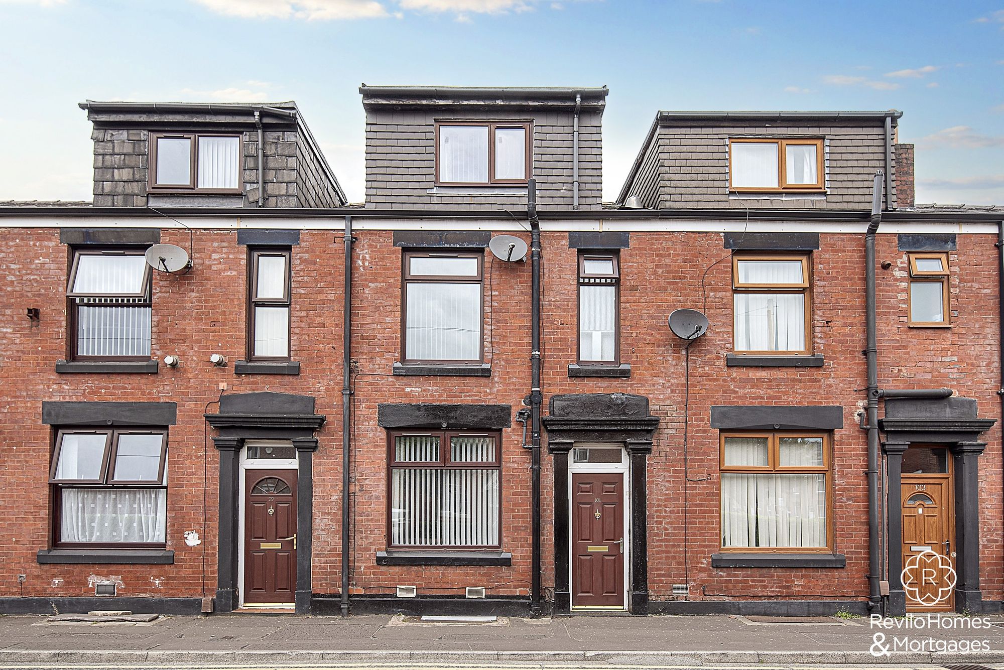 Entwisle Road, Rochdale, OL16