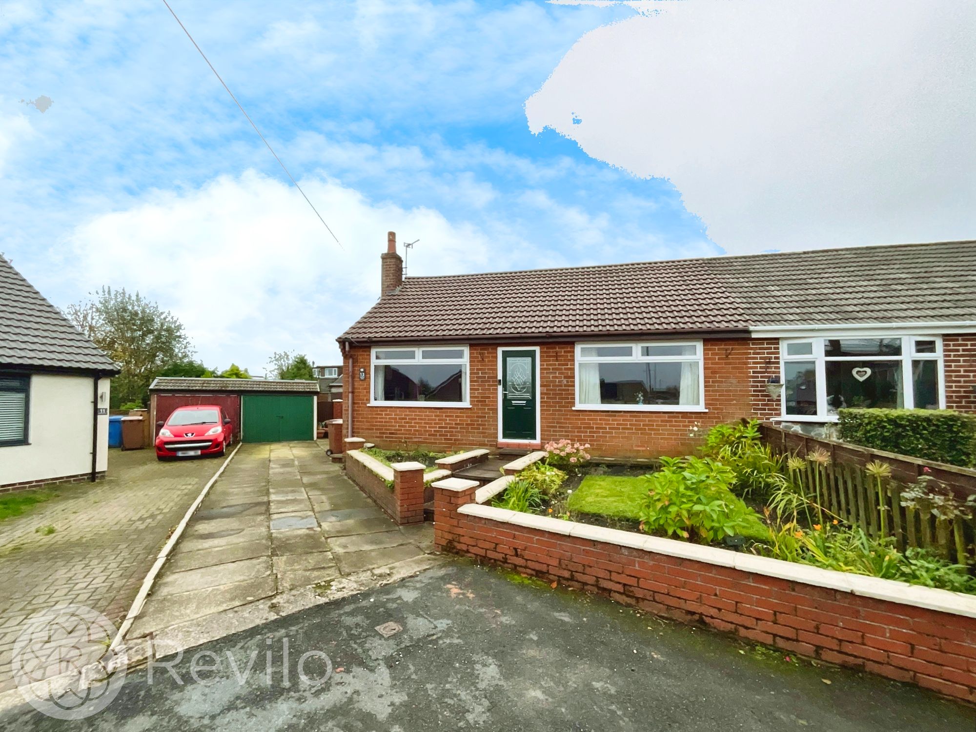 Bowland Grove, Milnrow, OL16