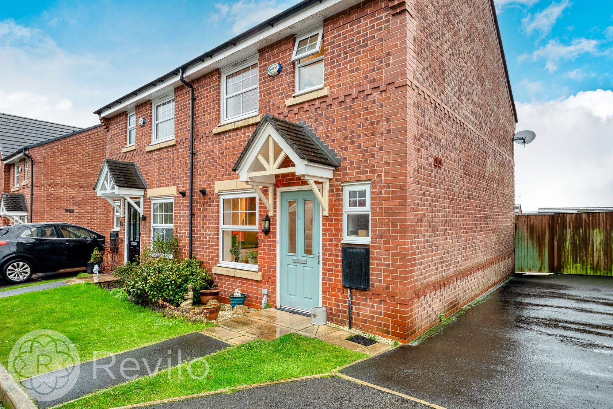 Dairy House Close, Rochdale, OL16