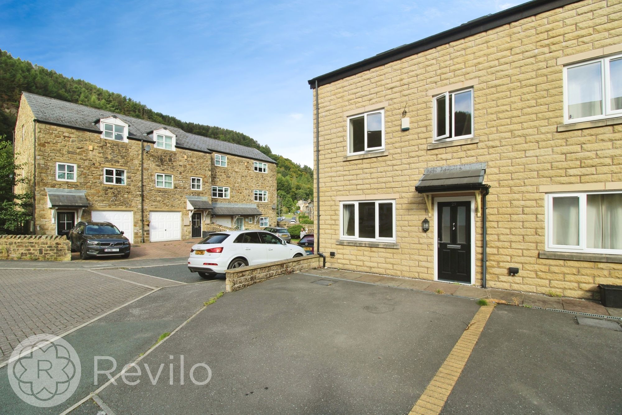 Jubilee Way, Todmorden, OL14