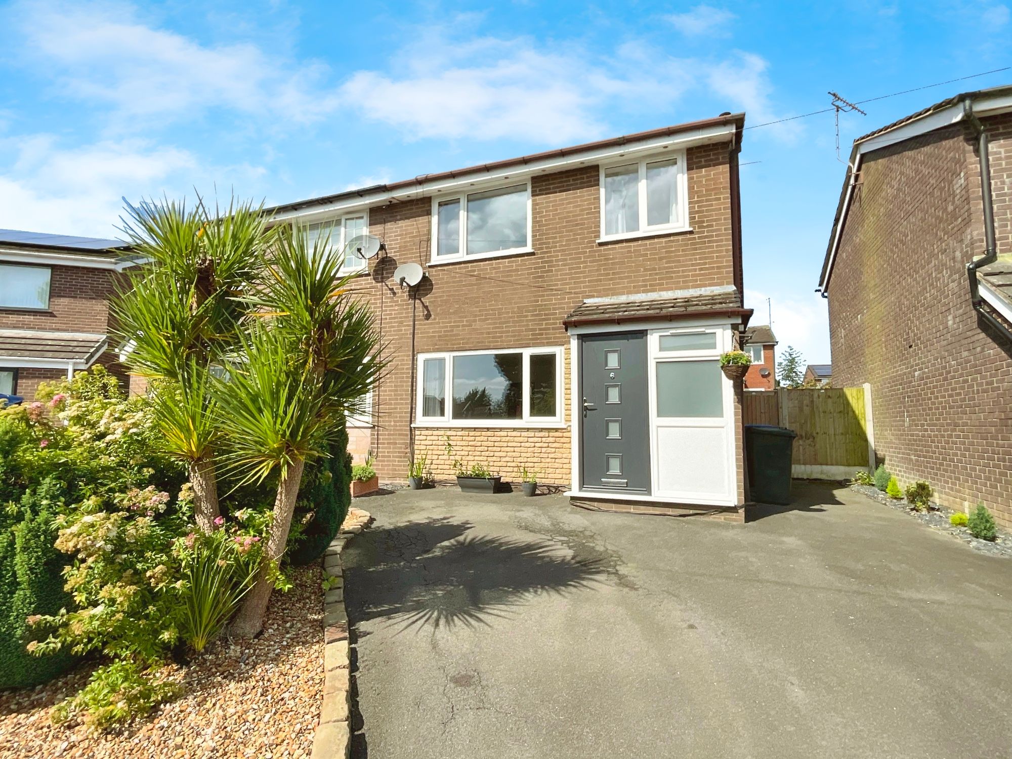 Stonehill Crescent, Rochdale, OL12