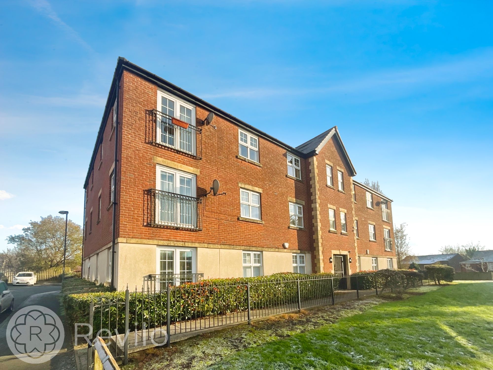 Newbold Hall Drive, Rochdale, OL16