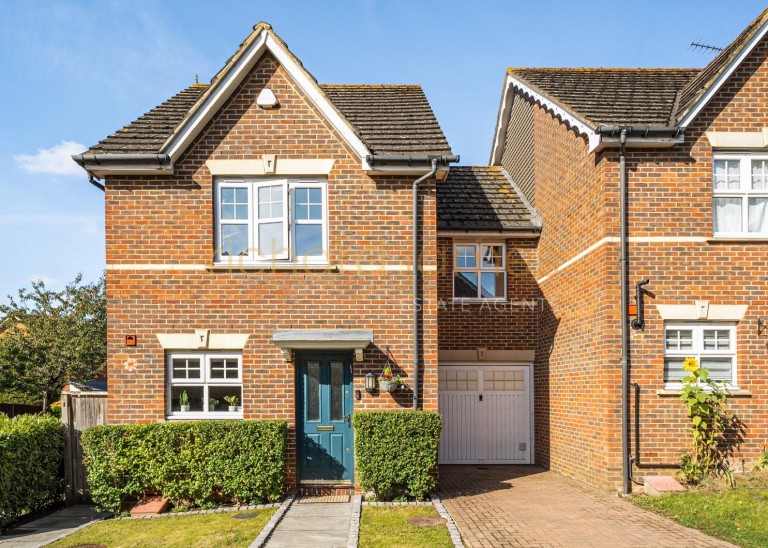 Colenso Drive, Mill Hill, NW7