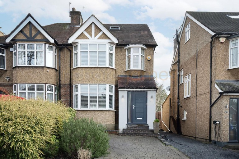 Stoneyfields Lane, Edgware, HA8
