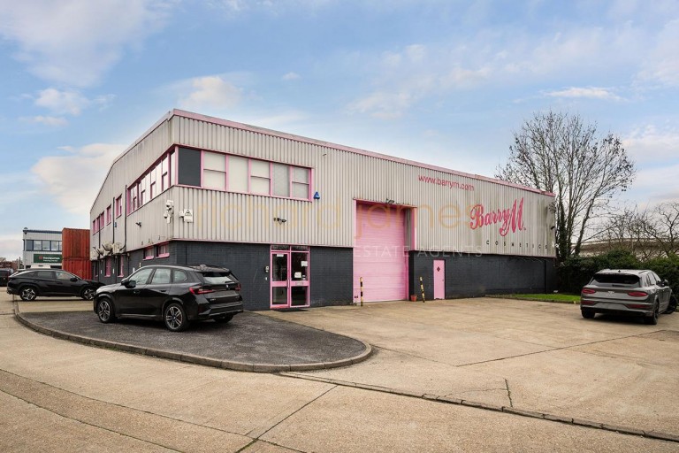 Bittacy Hill, Mill Hill East, London, NW7