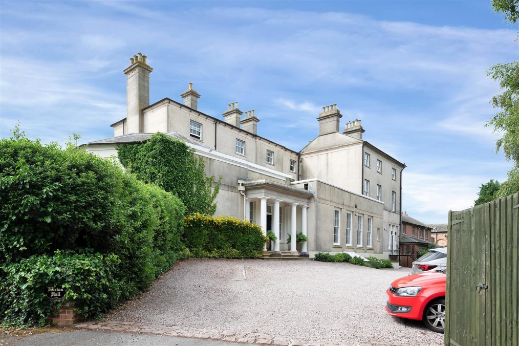 Burton Hall, Hall Drive, Burton on the Wolds